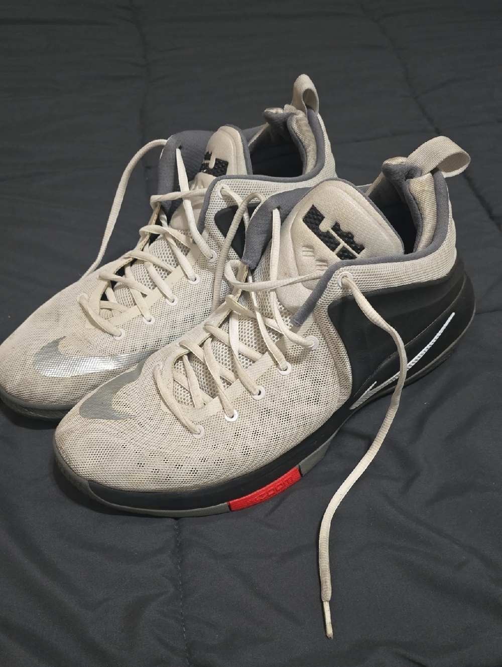 Nike LeBron Zoom Witness White Black Basketball Shoes 852439-100 Mens 13